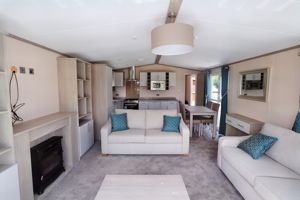 CHARMOUTH LODGE- click for photo gallery